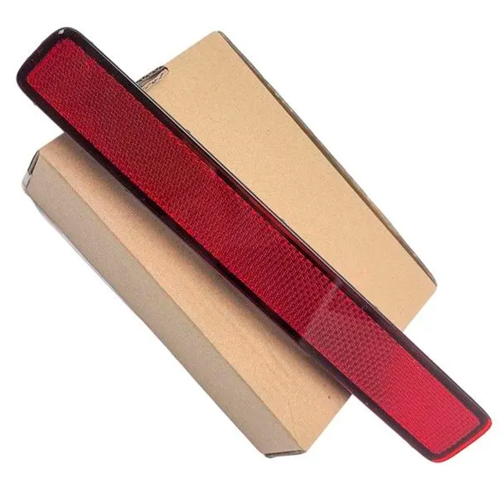 Светоотражатель бампера заднего левый Бид Леопард 3 UREC-4135100 - mahina.in.ua