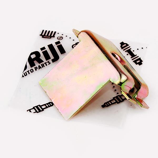 Фиксатор троса сцепления Чери Амулет A11-1602103 - mahina.in.ua